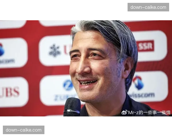 波特兰火焰队主教练亚历克斯-萨拉马就位，备战首赛季